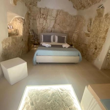 오스투니 Ca Sotto L'Arco B&B 외부 사진
