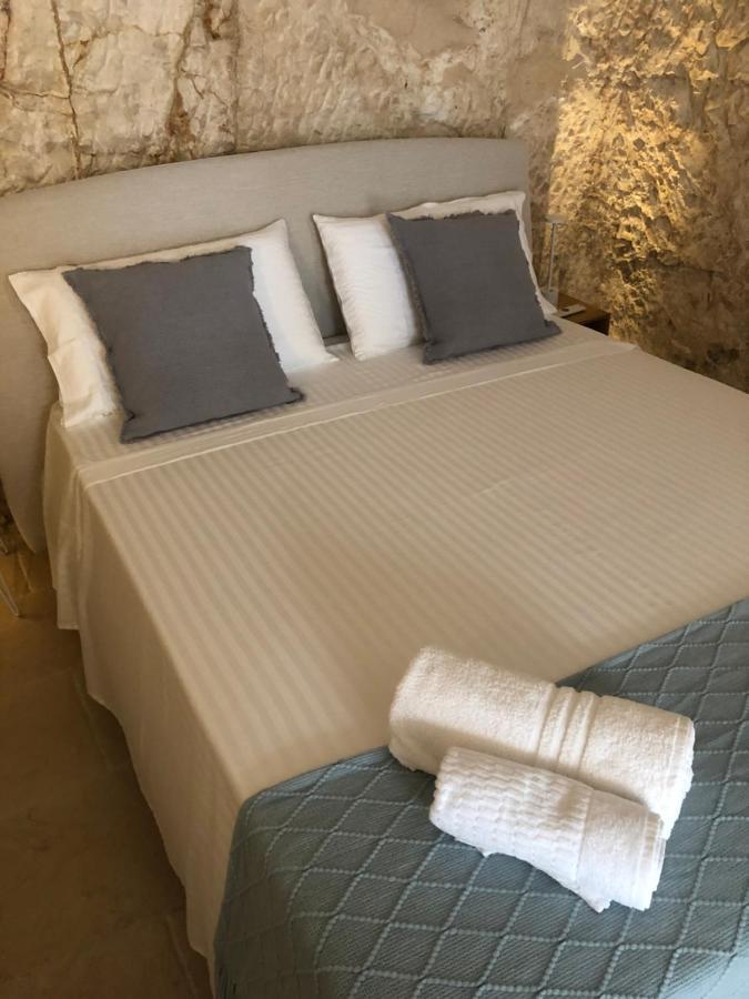 오스투니 Ca Sotto L'Arco B&B 외부 사진