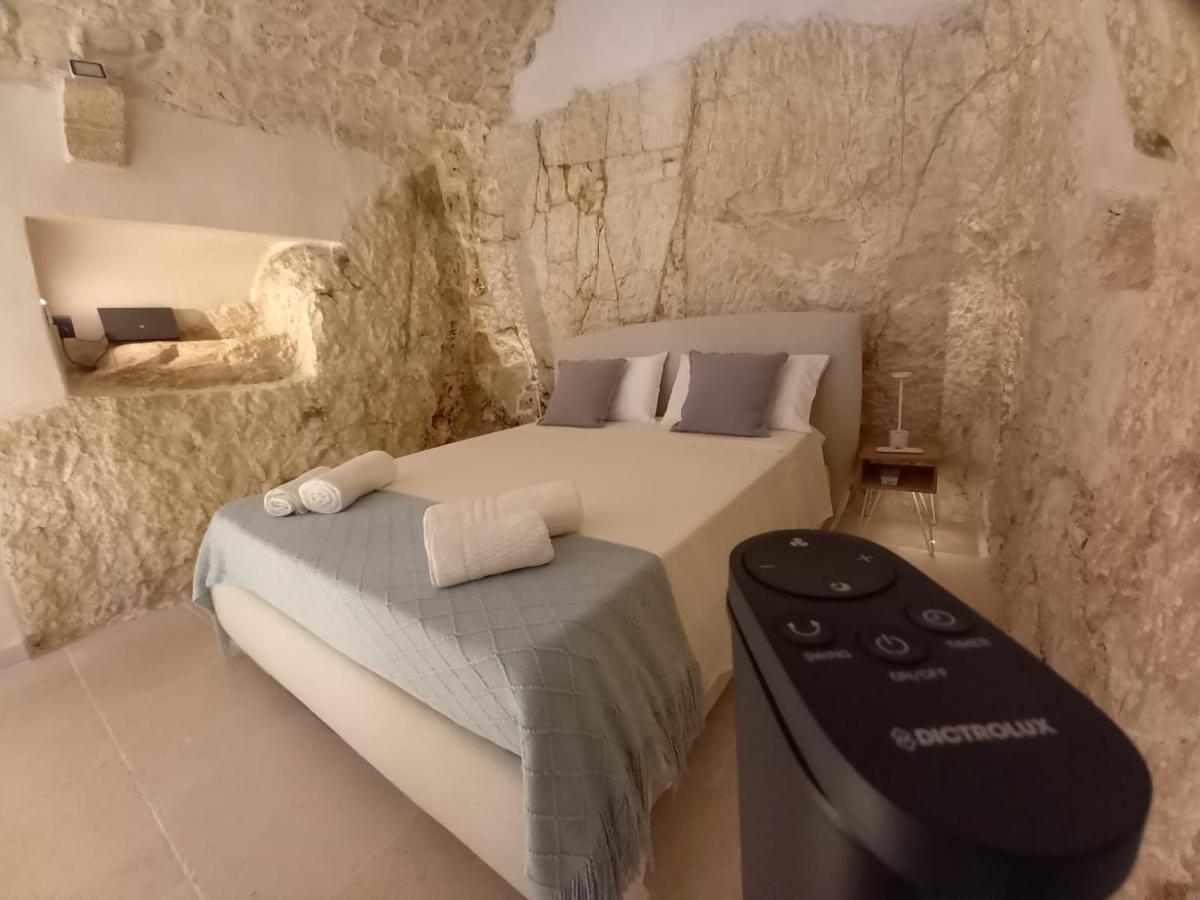 오스투니 Ca Sotto L'Arco B&B 외부 사진