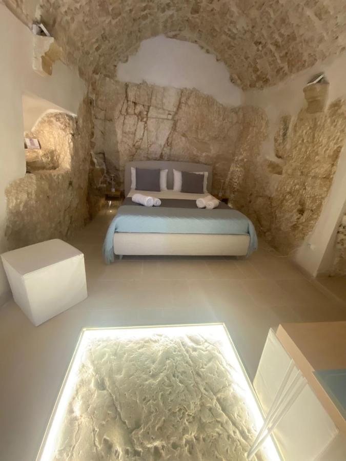 오스투니 Ca Sotto L'Arco B&B 외부 사진