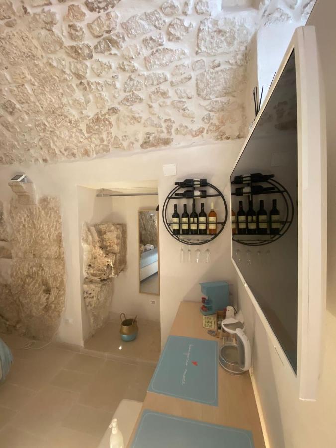 오스투니 Ca Sotto L'Arco B&B 외부 사진