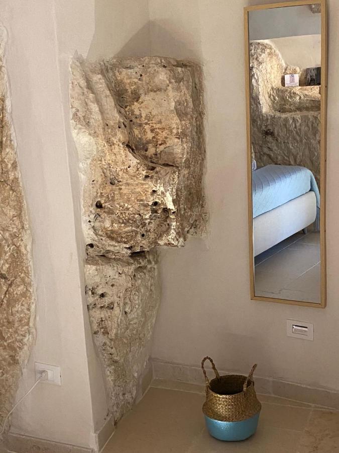 오스투니 Ca Sotto L'Arco B&B 외부 사진
