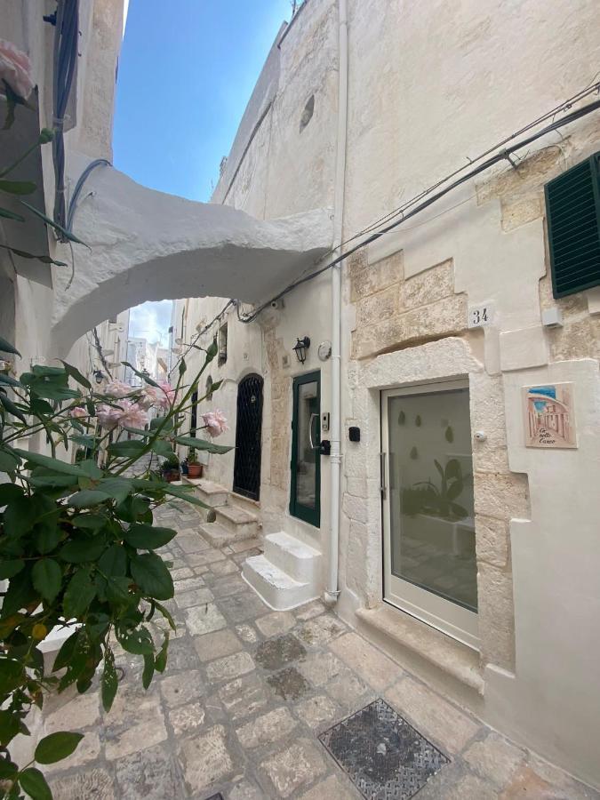 오스투니 Ca Sotto L'Arco B&B 외부 사진