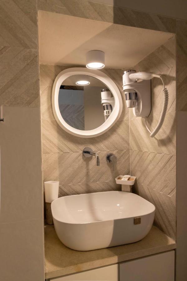 오스투니 Ca Sotto L'Arco B&B 외부 사진
